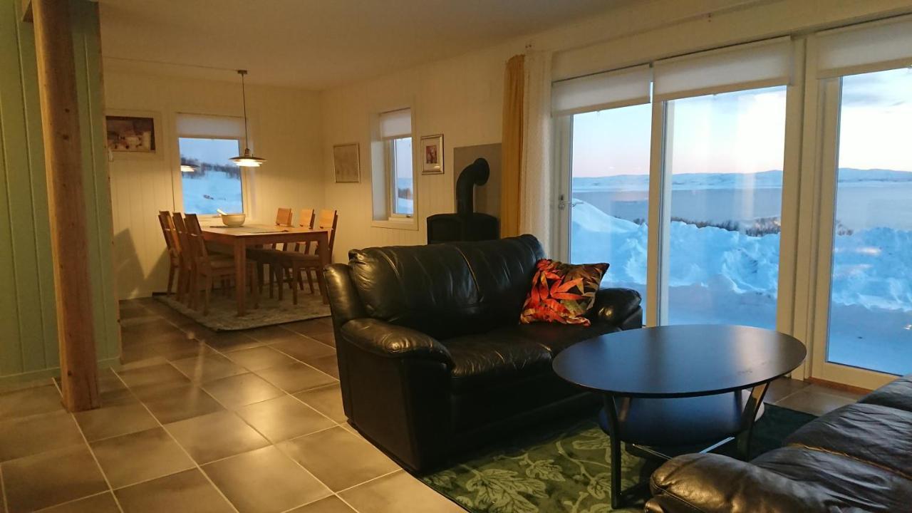 Nesseby Guesthouse Varangerbotn المظهر الخارجي الصورة