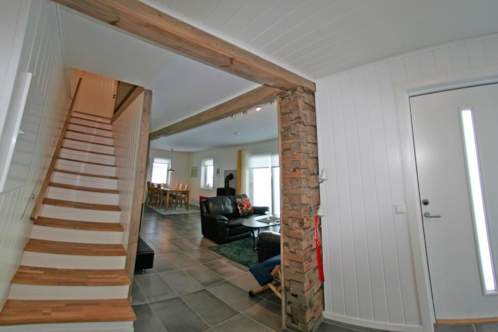 Nesseby Guesthouse Varangerbotn المظهر الخارجي الصورة
